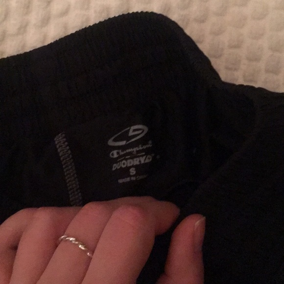 Running shorts - Picture 3 of 3